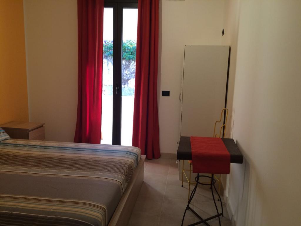 Bed and Breakfast La Casa Delle Farfalle Syrakus Zimmer foto