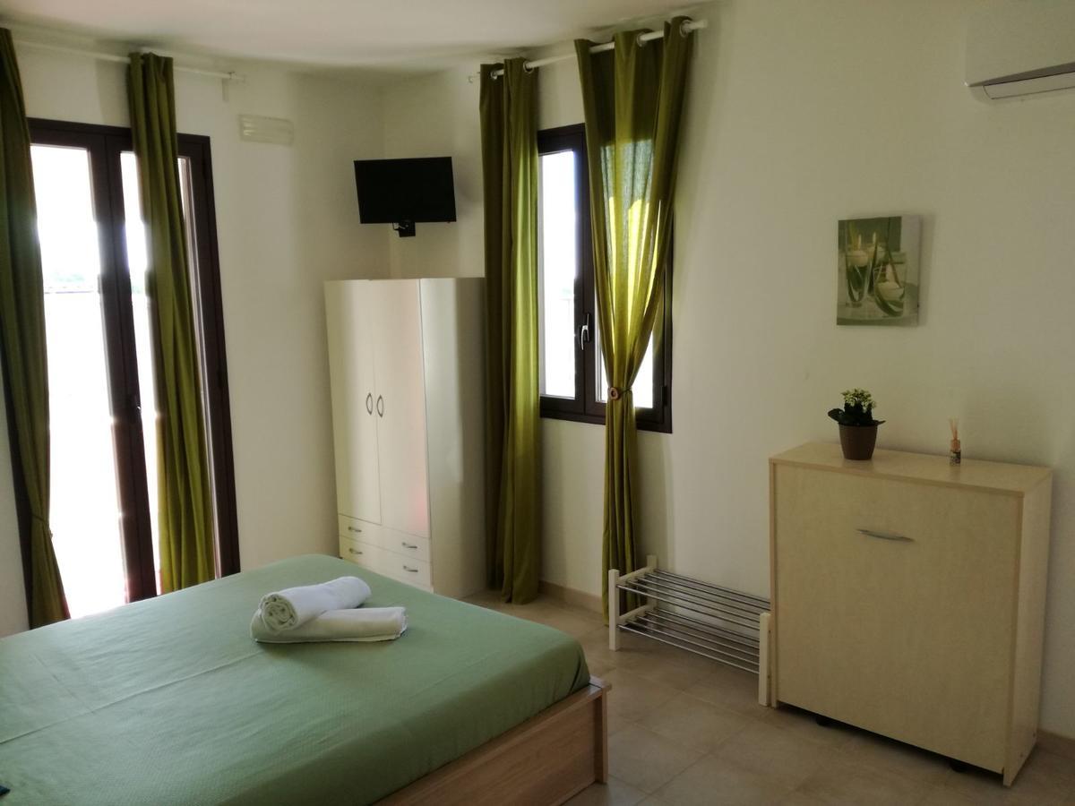 Bed and Breakfast La Casa Delle Farfalle Syrakus Exterior foto